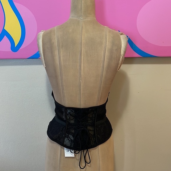 In Ernest Black Wide Lace Corset Belt main image 9